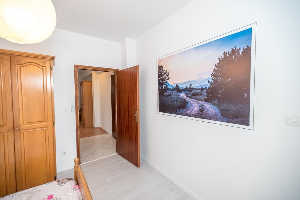 Apartments And Rooms Mare-Monti Starigrad Paklenica Exterior photo